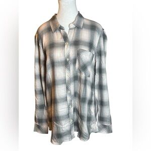 GAP White and Gray Checkered Button Down Shirt